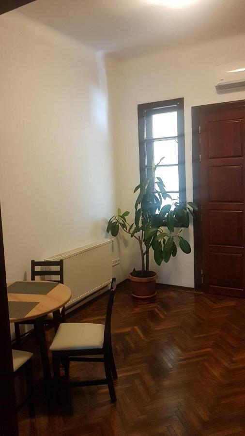 Cosy studio-apartament Oradea Exterior foto